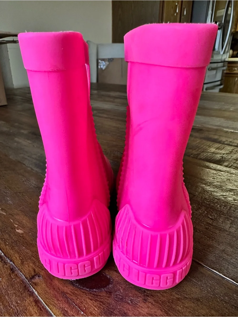 UGG Kids Bright Neon Pink Rubber Rain Boots with Handles